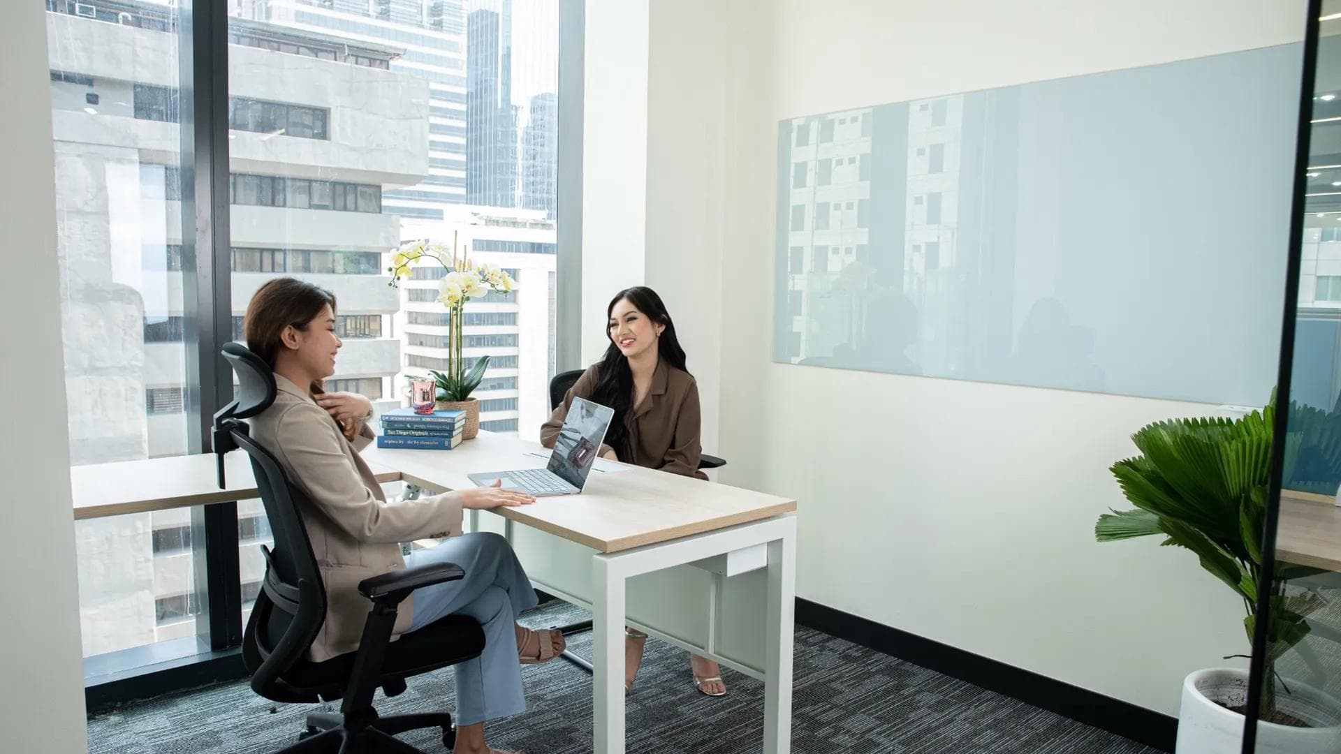 8 Traits & Skills That Most Companies Look For In A Job Candidate